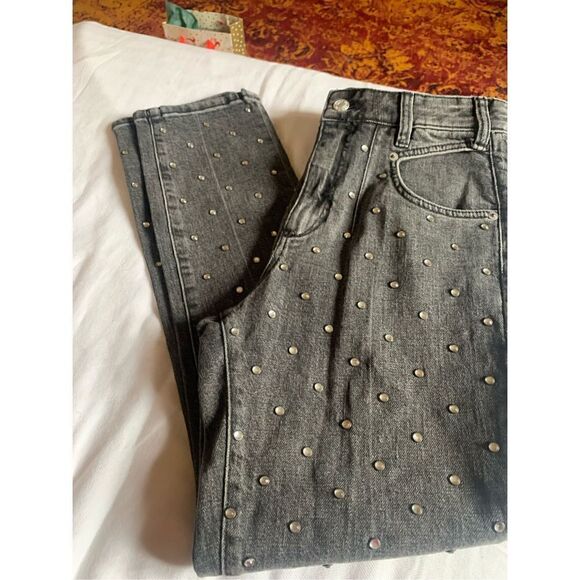 Anthropologie Rhinestone High Rise Slim Jeans
by Pilcro and the Letterpress
NWT - Picture 9 of 11